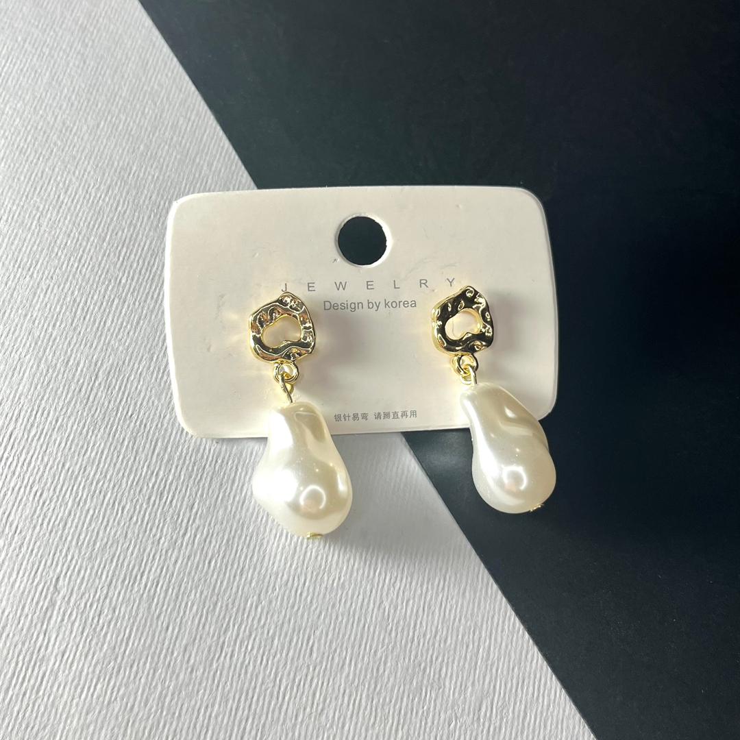 گوشواره میخی سبک و ساده | مدل مرواریدی | طلایی و سفید