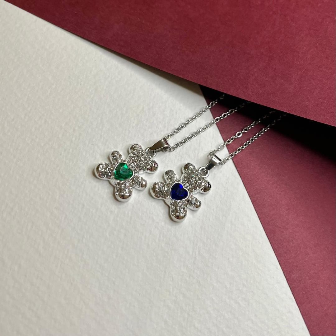 گردنبد استیل مدل خرس با قلب سبز و آبی