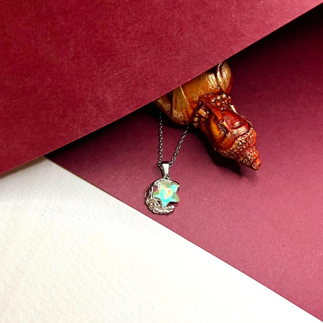 گردنبد استیل مدل ماه و ستاره شب تاب